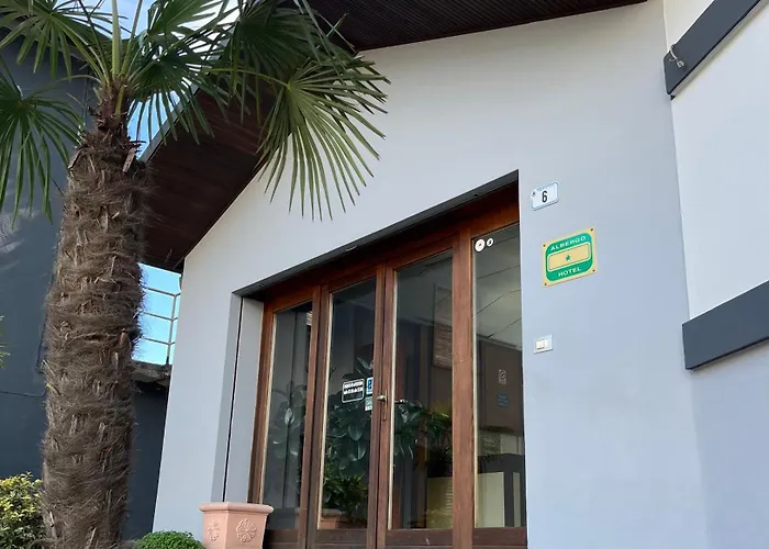 Hotel Aurora